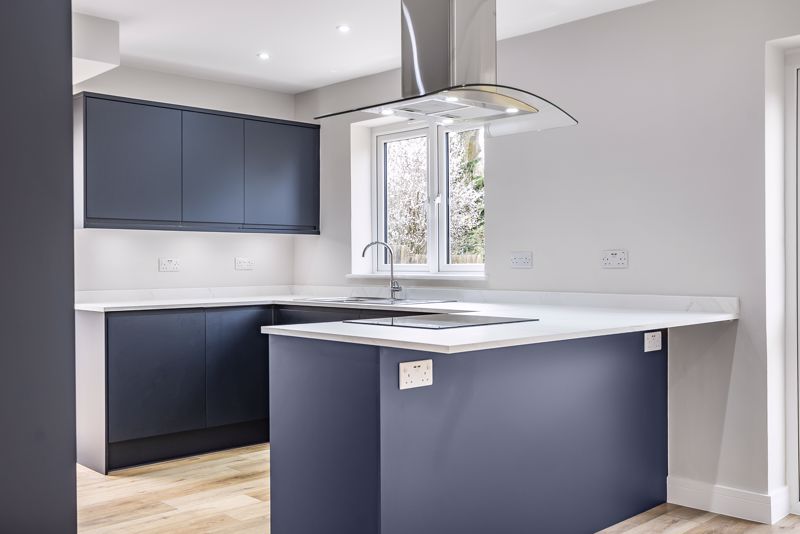 Kitchen- click for photo gallery